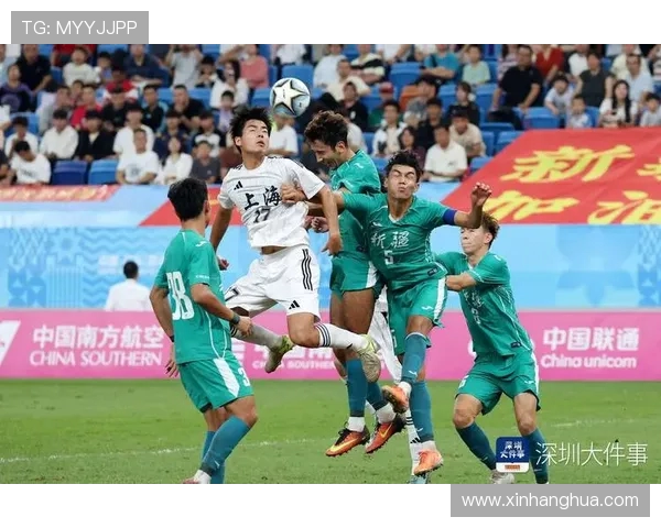 上海足球队荣登足球状态排行榜第二名展现强劲实力