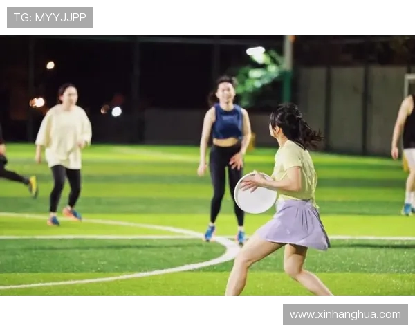 飞盘热潮席卷北京解密飞盘队的战术与节奏之美