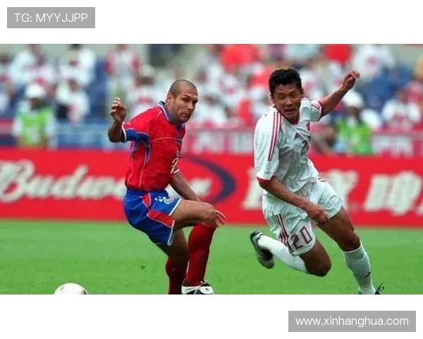 杨晨：从足球场到职场的跨界之路，成就与挑战并存的传奇人生